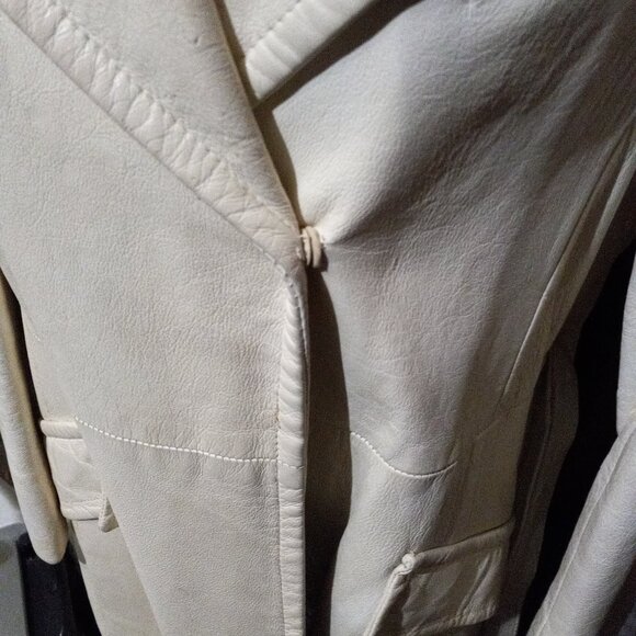 VINTAGE 60'S WHITE LEATHER KNEE LENGTH PEACOAT - Picture 3 of 8